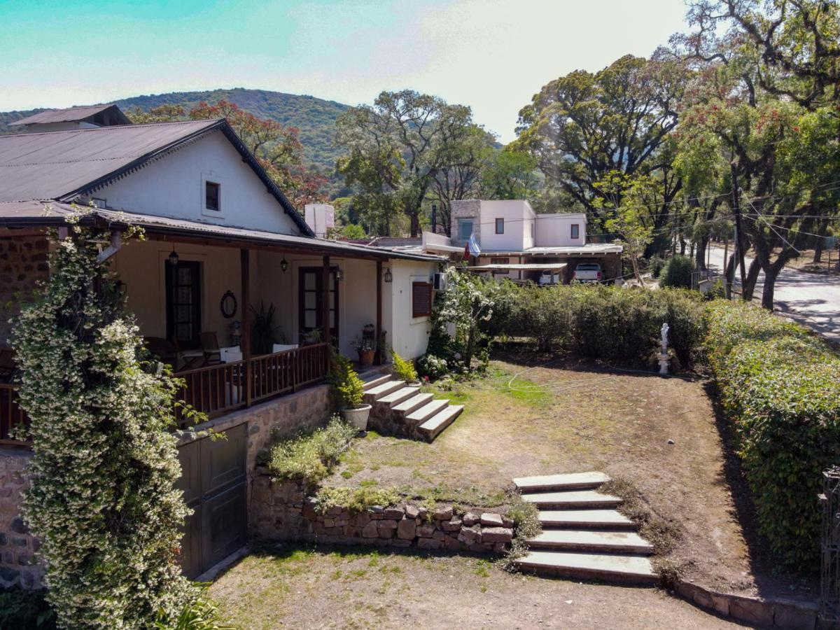 Hostal El Cerrito San Lorenzo Exterior photo