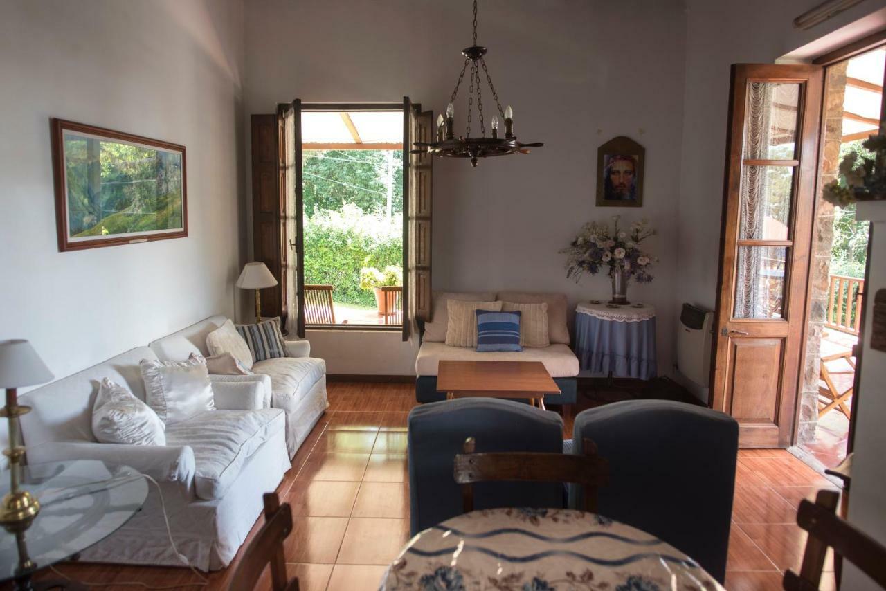Hostal El Cerrito San Lorenzo Exterior photo